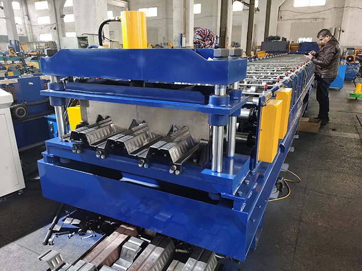 Floor Deck Forming Machine